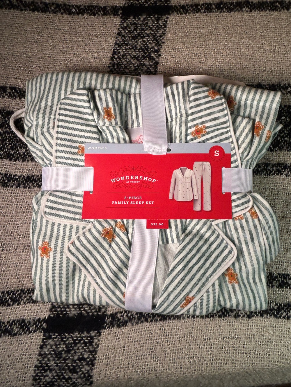 Wondershop Green & White Striped Gingerbread Kids Pajama Set